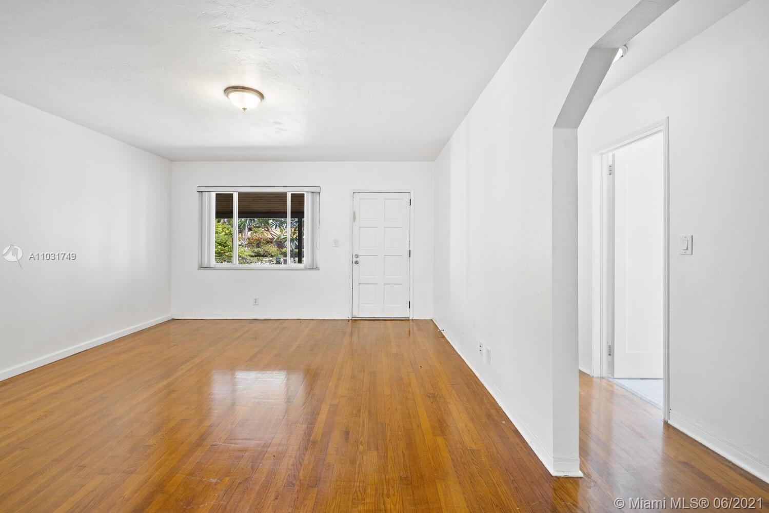 See details / 1930 sq. ft. $ 2021-06-08 0 Photo