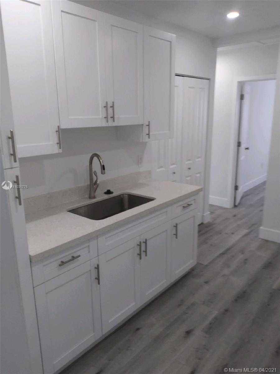 See details / 1774 sq. ft. $ 2021-04-22 0 Photo