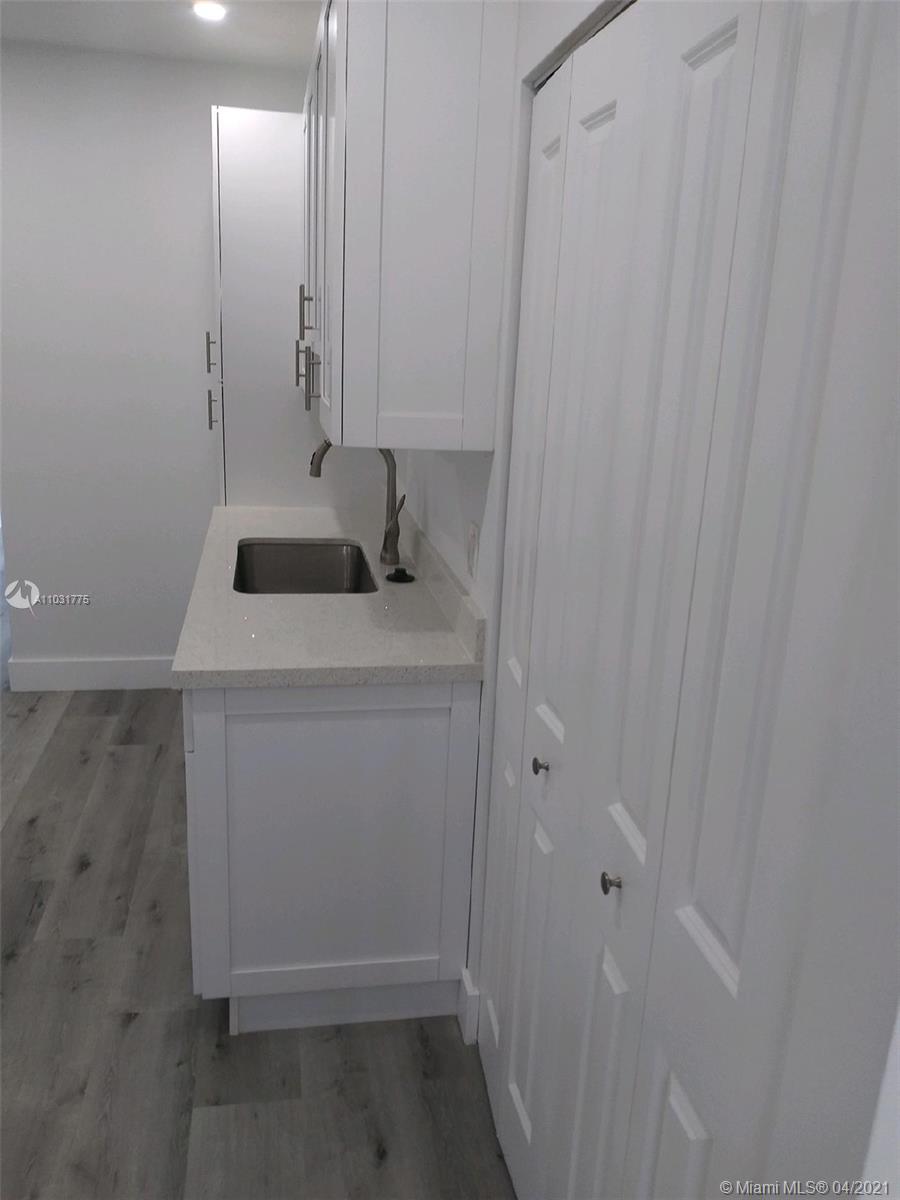 See details / 1774 sq. ft. $ 2021-04-22 0 Photo