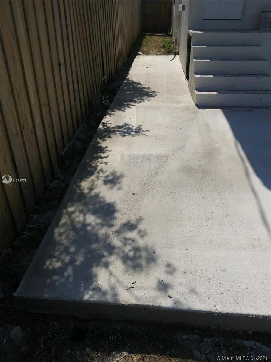 See details / 1774 sq. ft. $ 2021-04-22 0 Photo