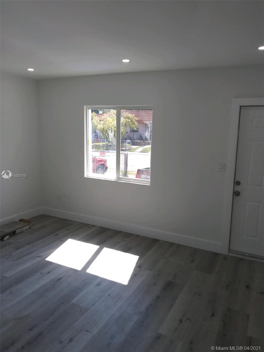 See details / 1774 sq. ft. $ 2021-04-22 0 Photo