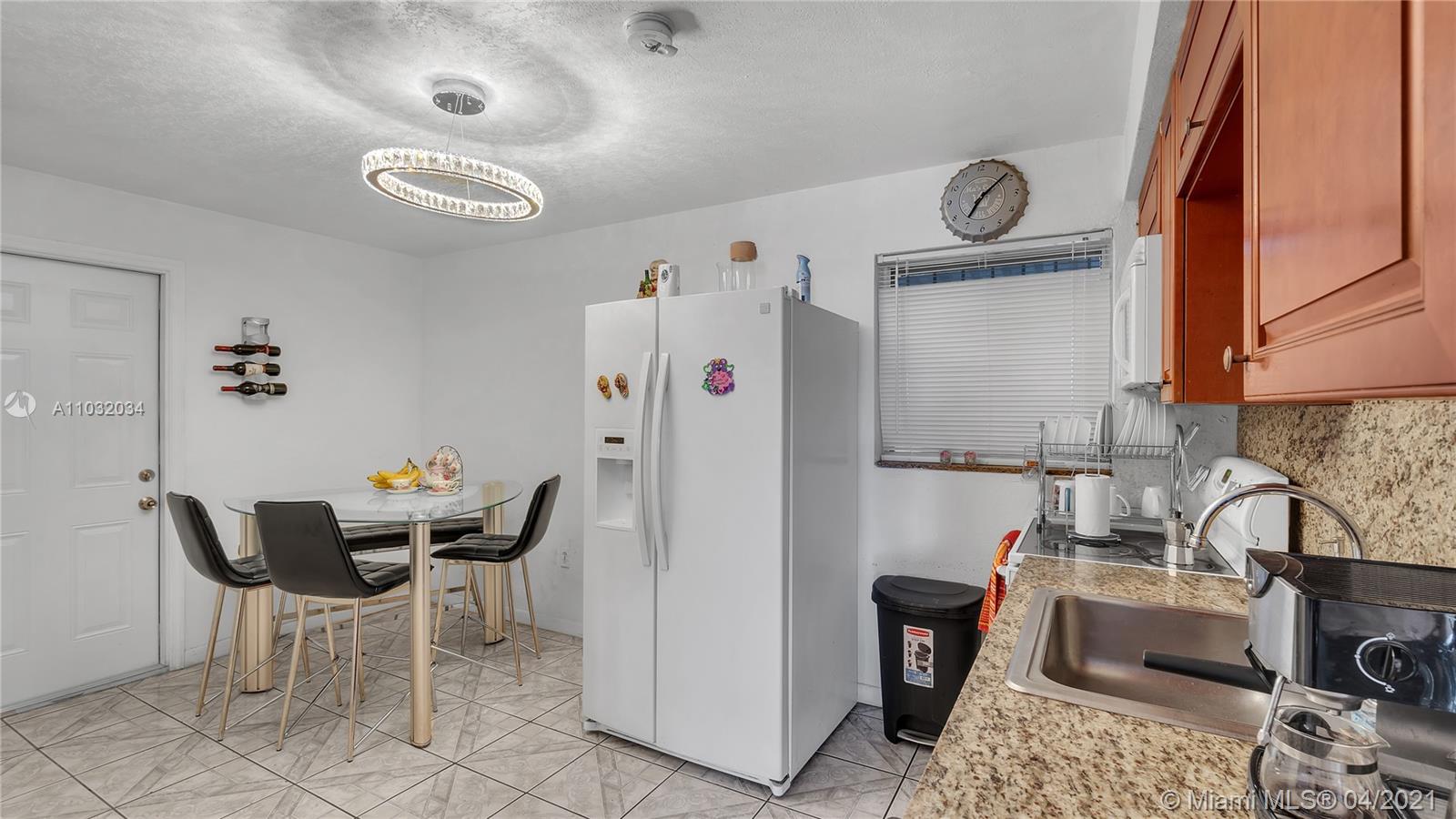 See details / 2016 sq. ft. $ 2021-04-23 0 Photo