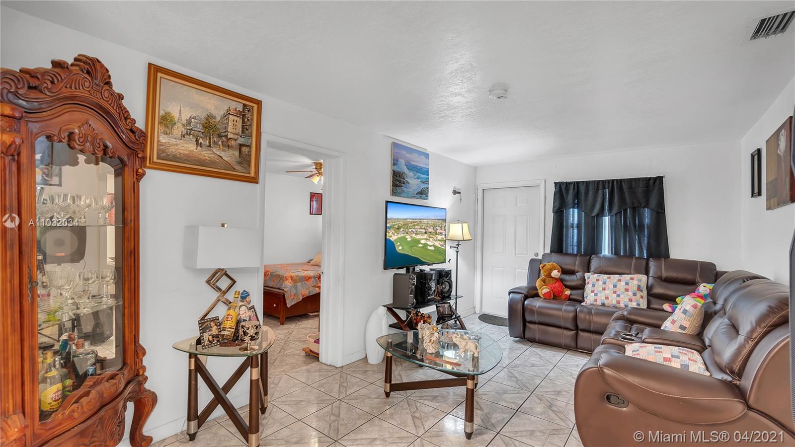 See details / 2016 sq. ft. $ 2021-04-23 0 Photo