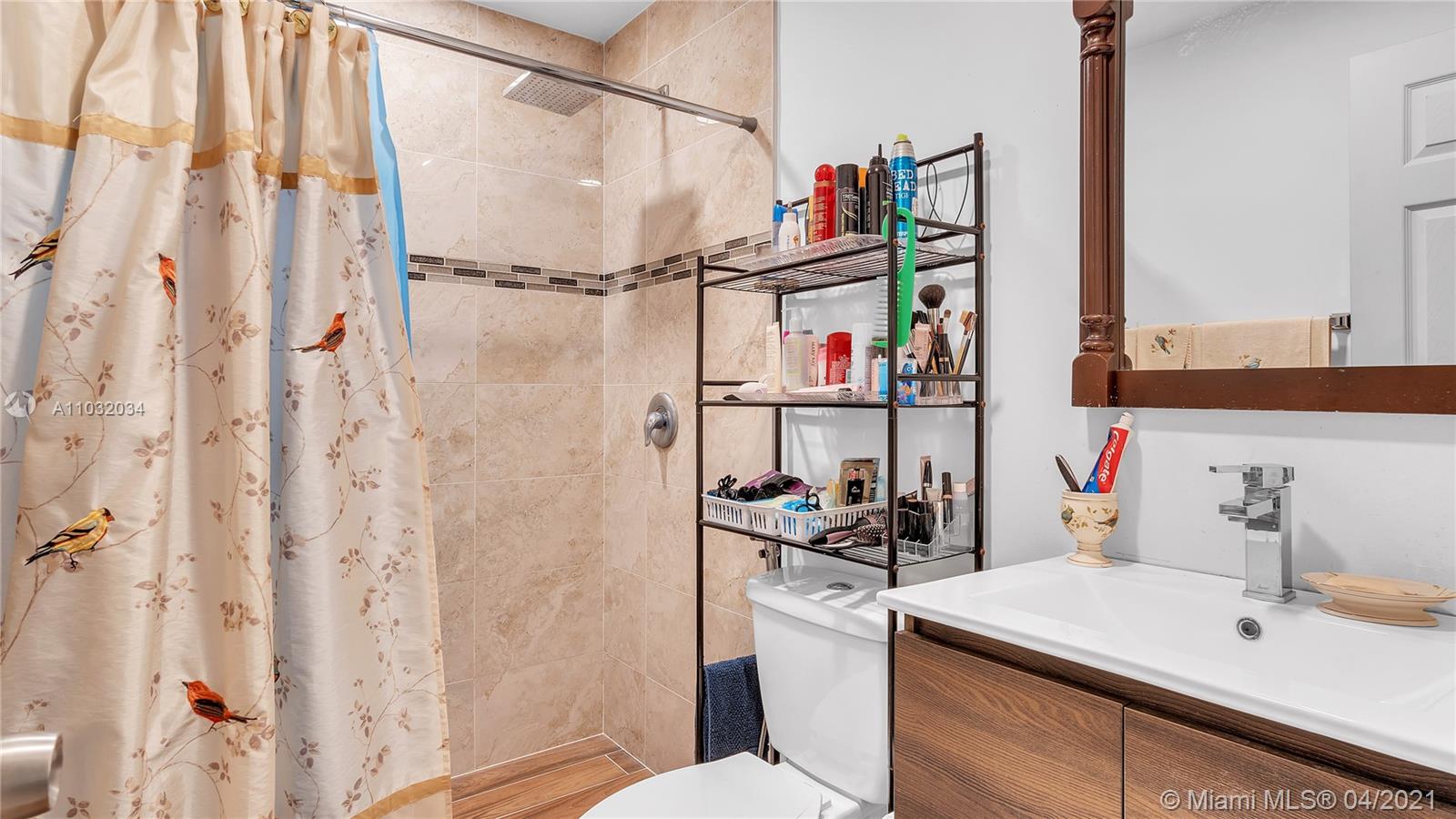 See details / 2016 sq. ft. $ 2021-04-23 0 Photo