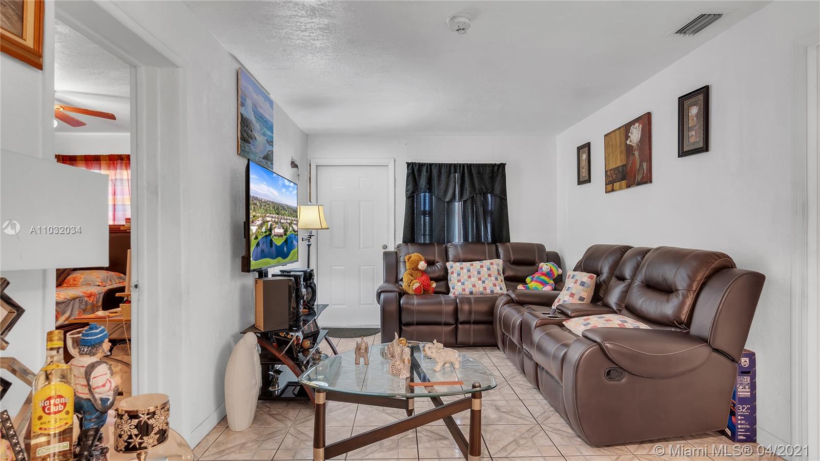 See details / 2016 sq. ft. $ 2021-04-23 0 Photo