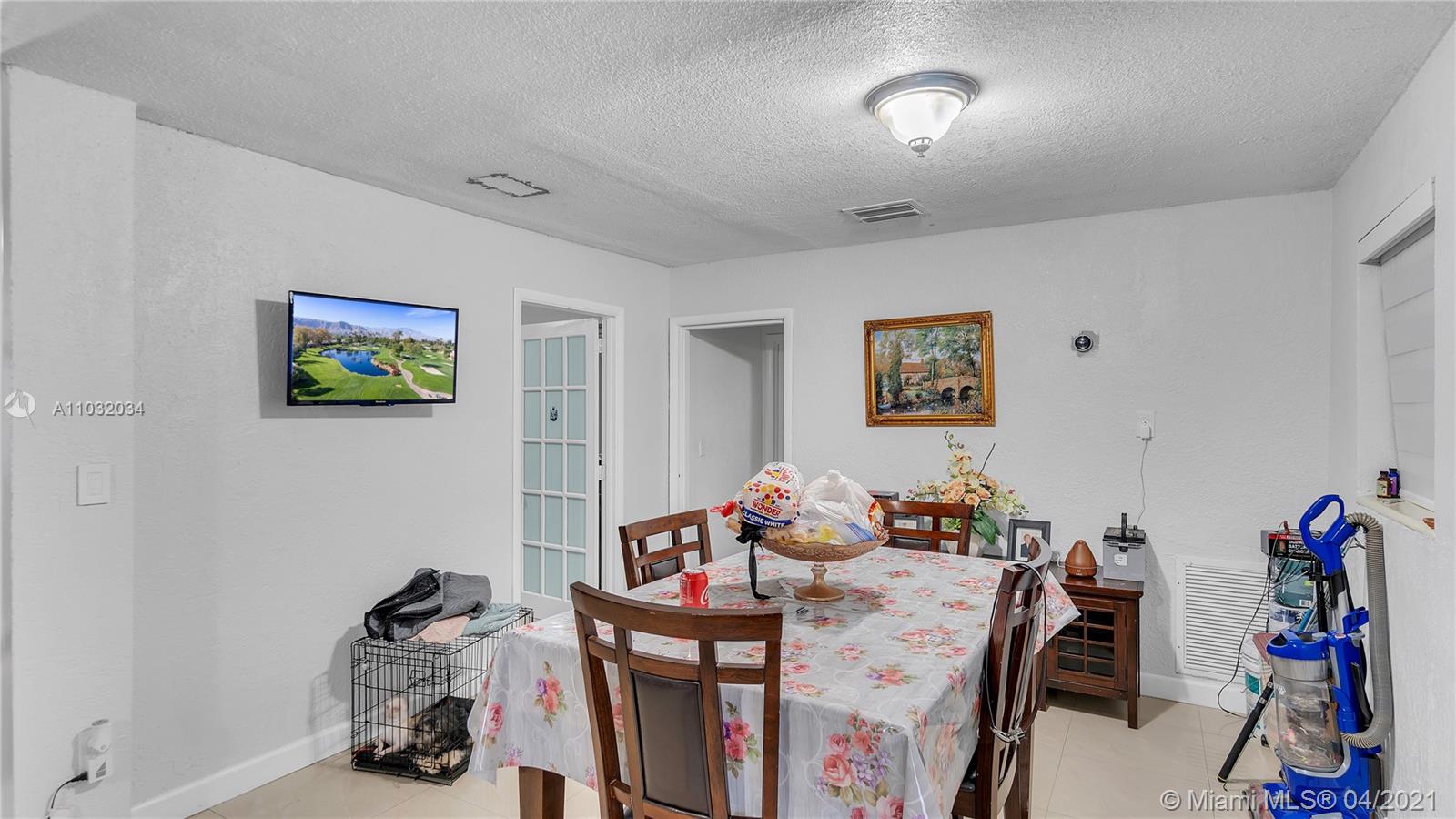 See details / 2016 sq. ft. $ 2021-04-23 0 Photo