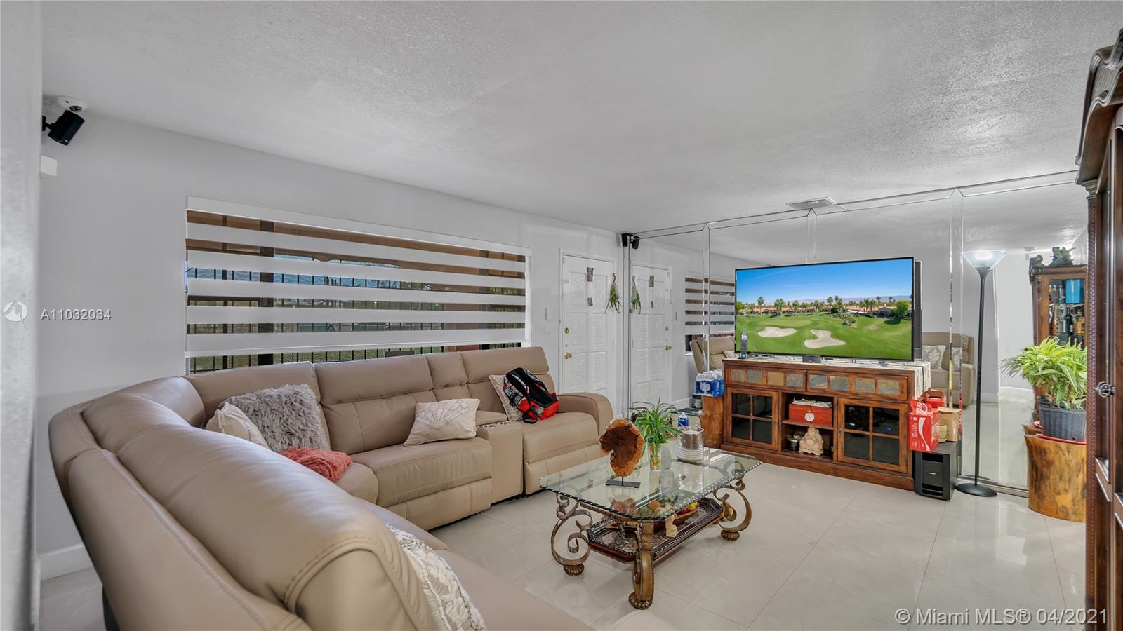 See details / 2016 sq. ft. $ 2021-04-23 0 Photo