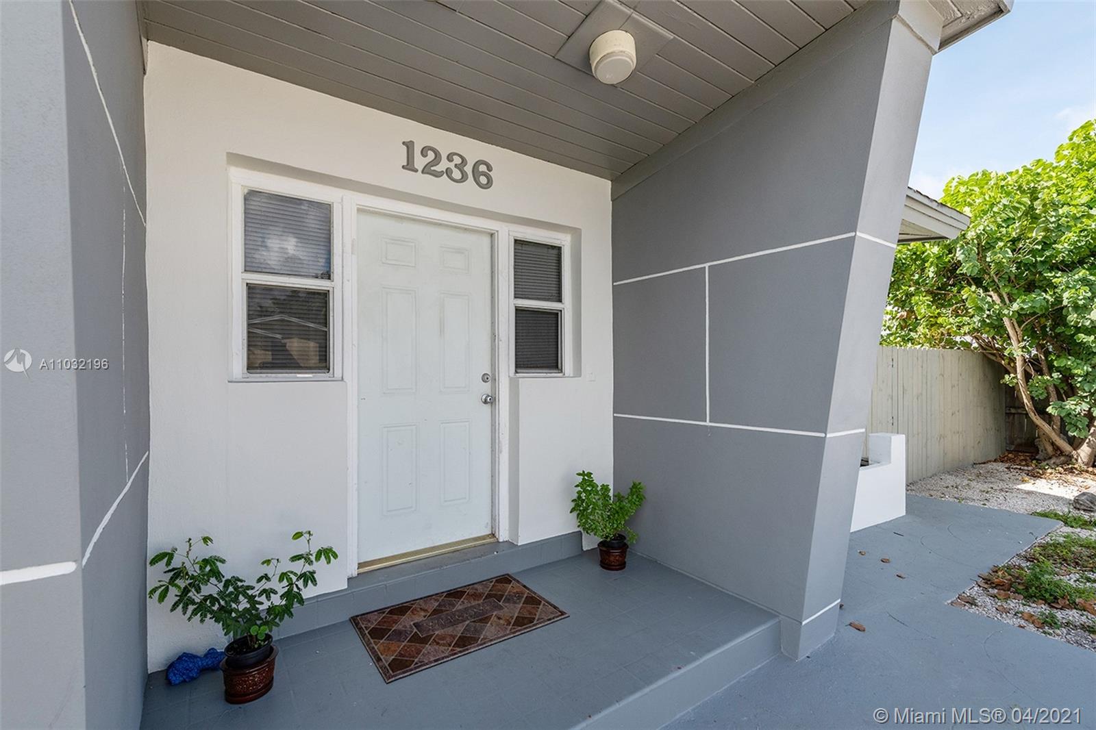 See details / 1950 sq. ft. $ 2021-04-23 0 Photo