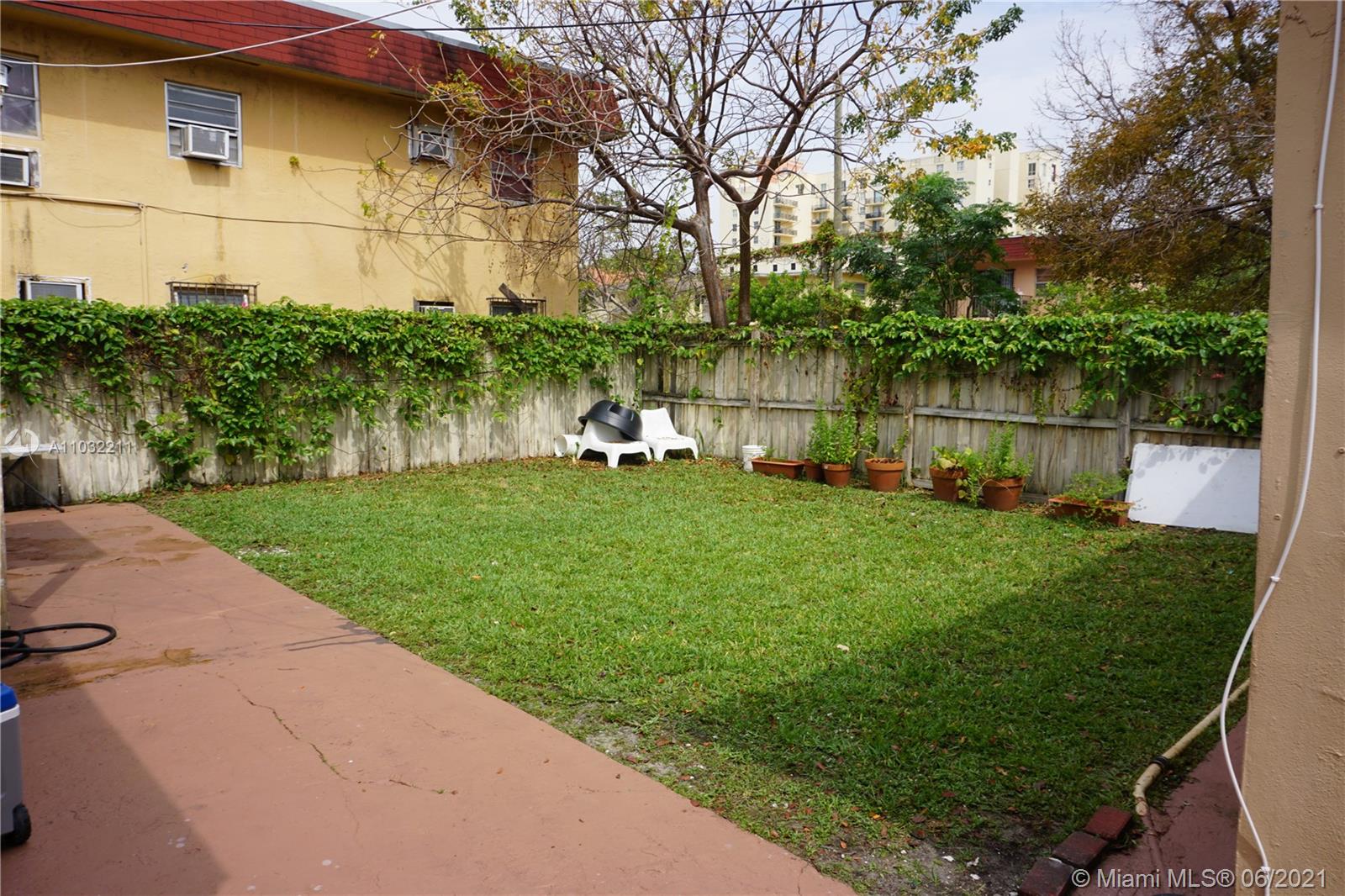 See details / 2978 sq. ft. $ 2021-04-23 0 Photo