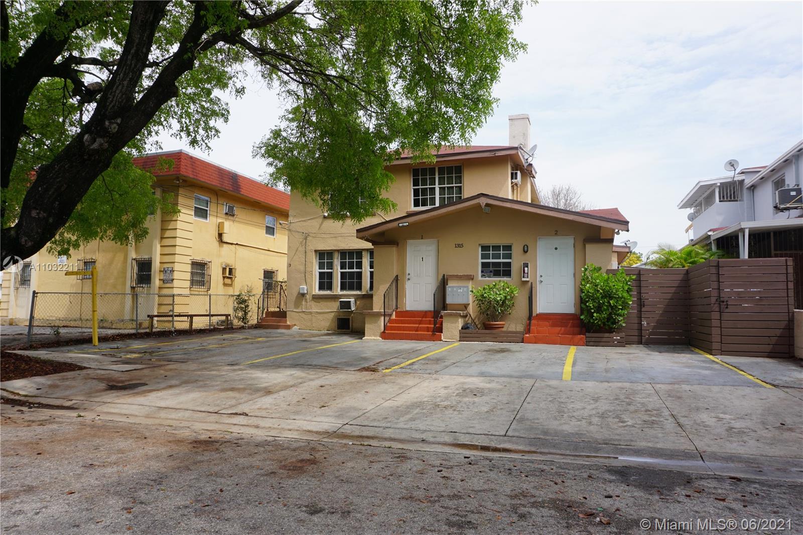 See details / 2978 sq. ft. $ 2021-04-23 0 Photo