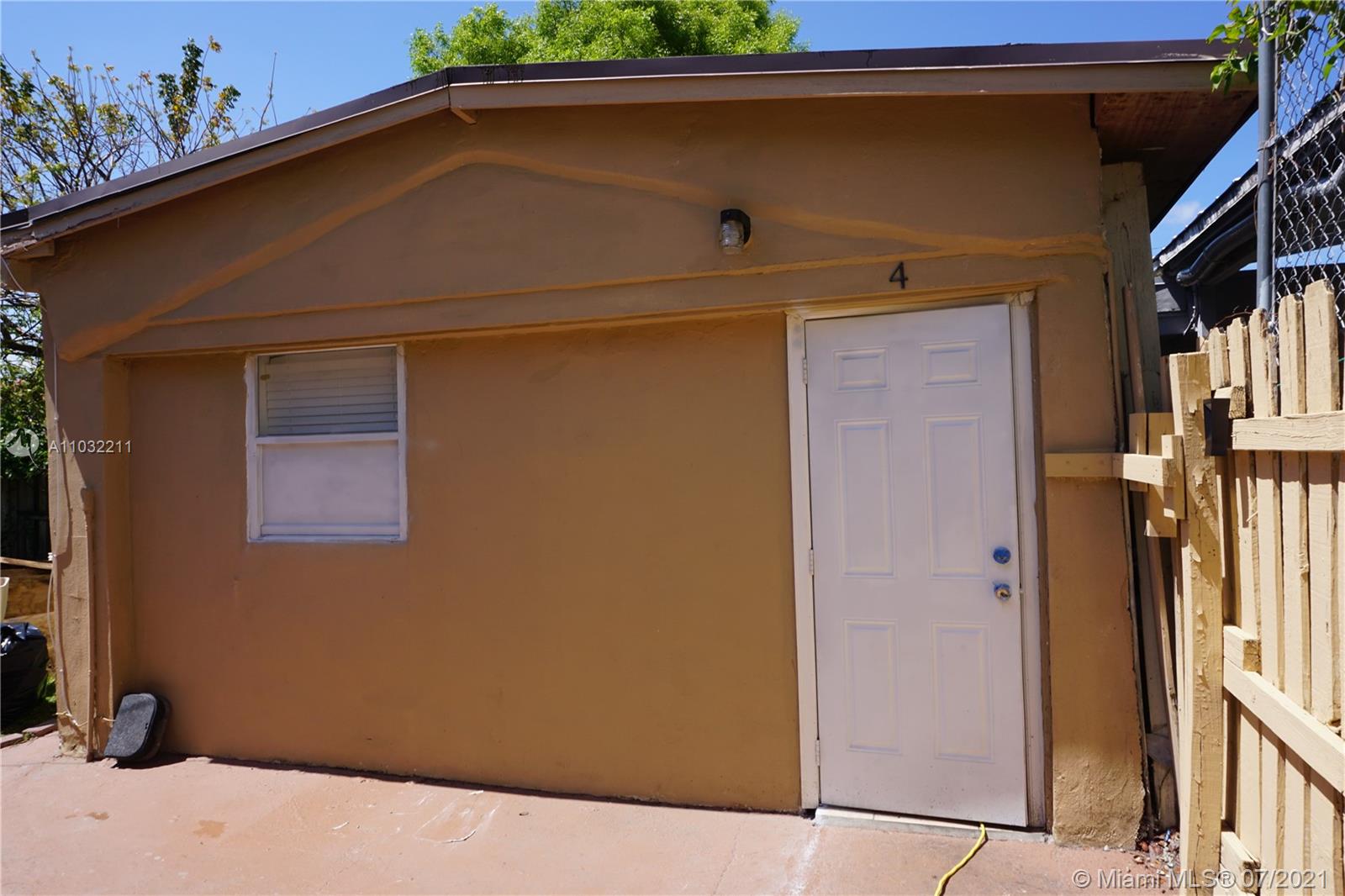 See details / 2978 sq. ft. $ 2021-04-23 0 Photo