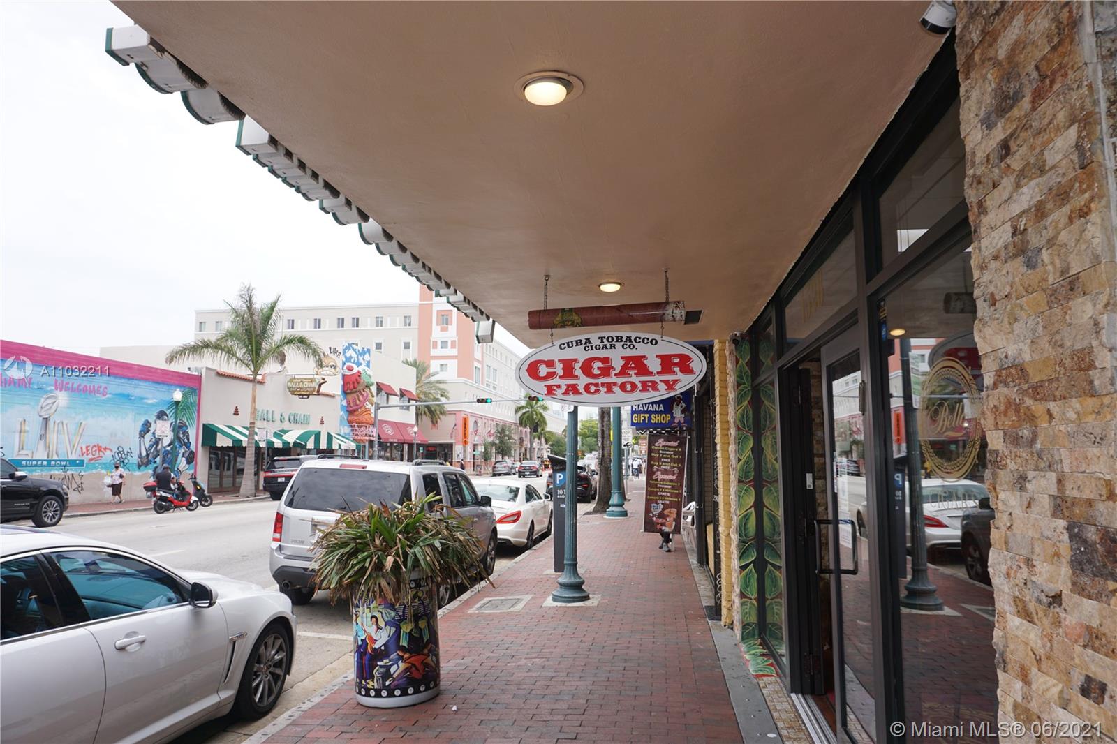 See details / 2978 sq. ft. $ 2021-04-23 0 Photo