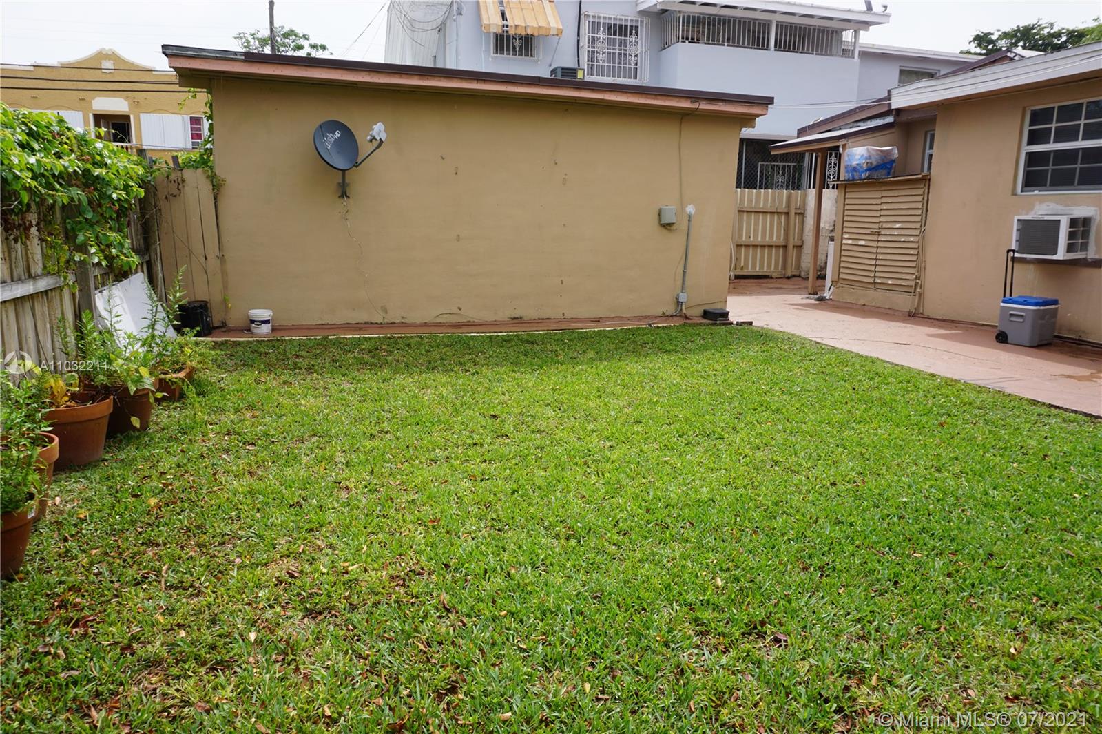See details / 2978 sq. ft. $ 2021-04-23 0 Photo