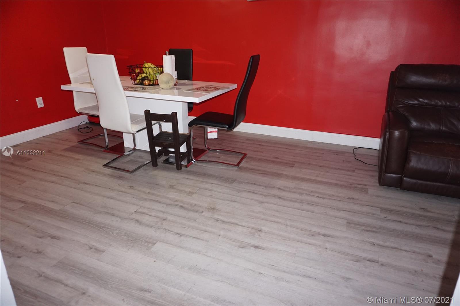 See details / 2978 sq. ft. $ 2021-04-23 0 Photo