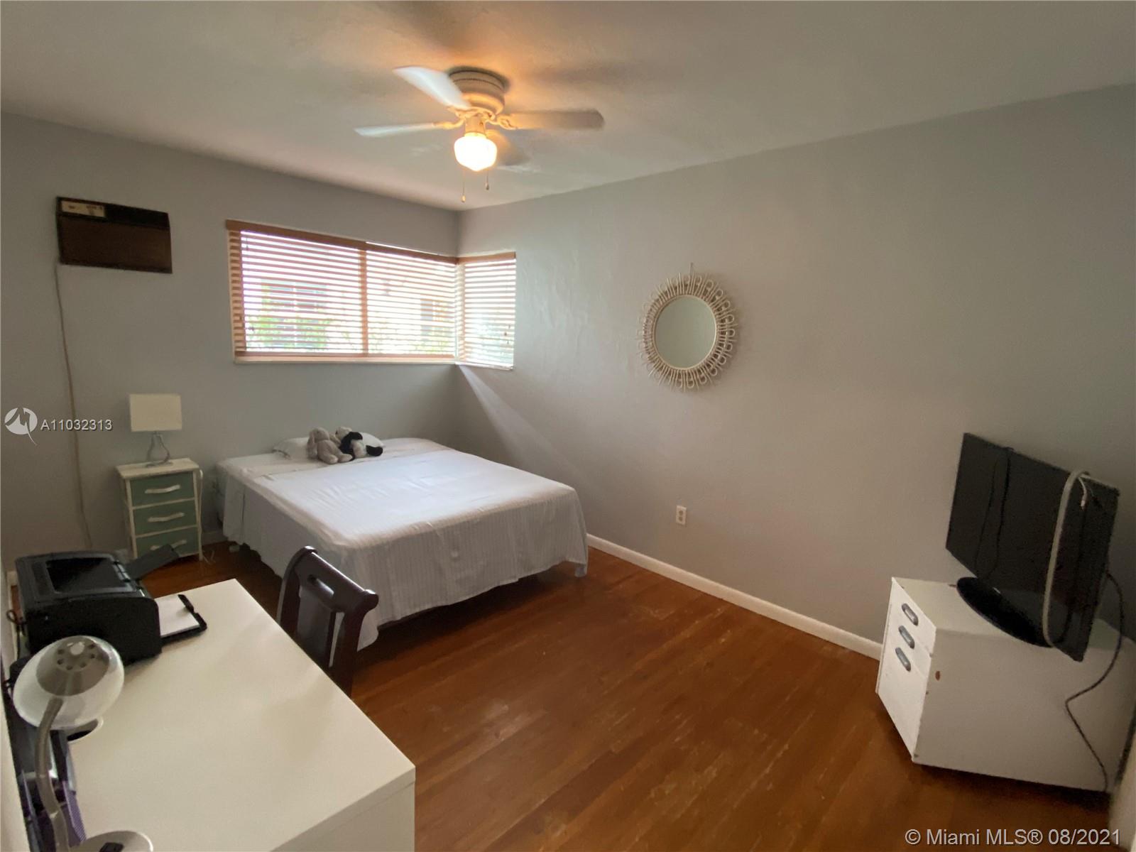 See details 3 / 2 1683 sq. ft. $ 2021-05-10 0 Photo