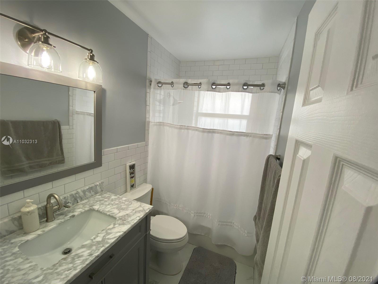 See details 3 / 2 1683 sq. ft. $ 2021-05-10 0 Photo