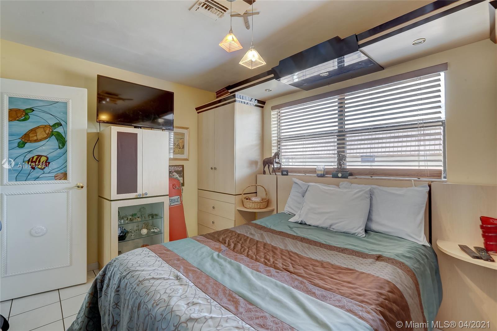 See details / 2641 sq. ft. $ 2021-04-23 0 Photo