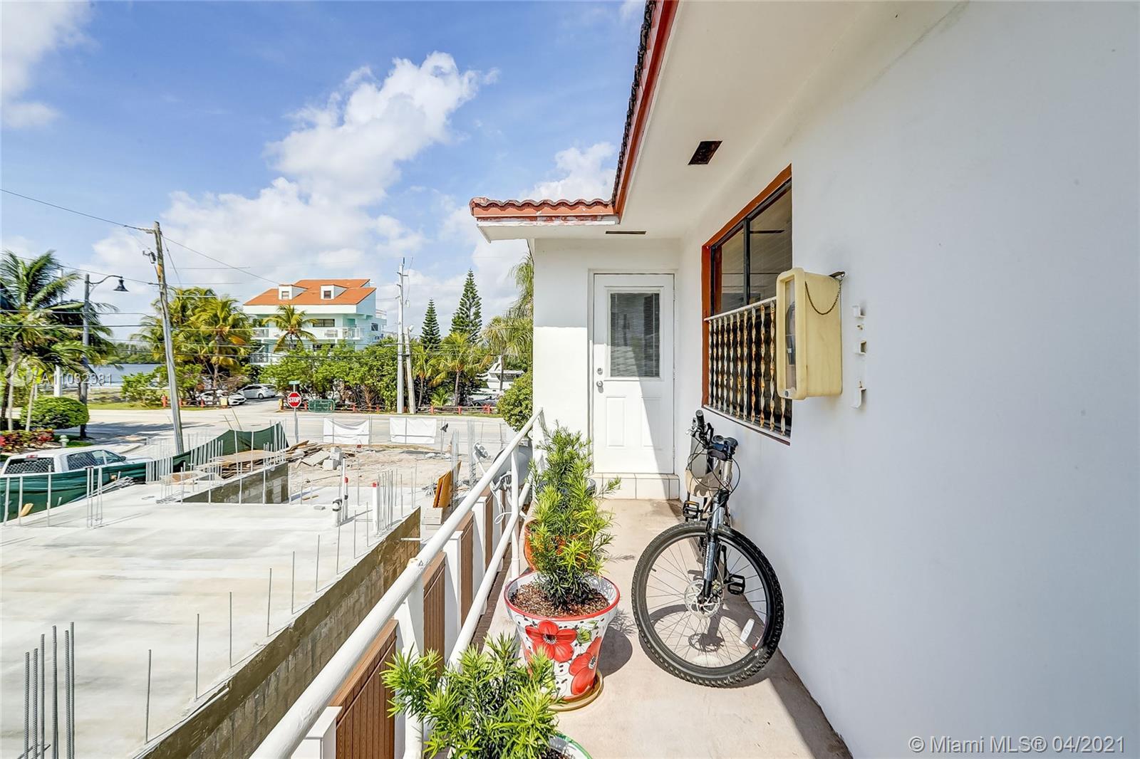 See details / 2641 sq. ft. $ 2021-04-23 0 Photo