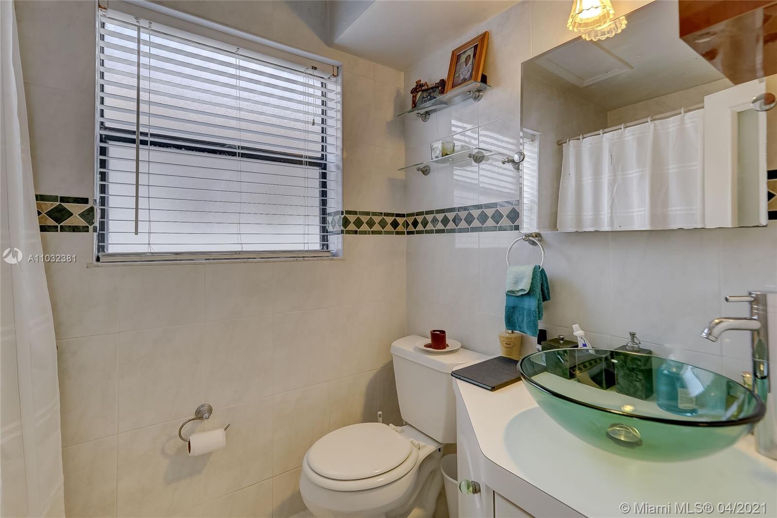 See details / 2641 sq. ft. $ 2021-04-23 0 Photo