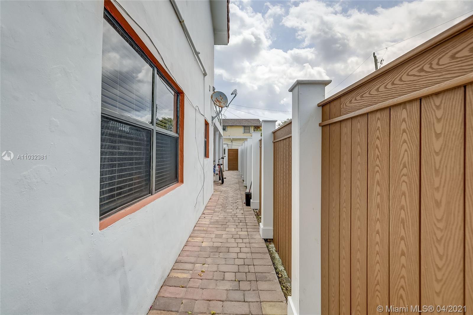 See details / 2641 sq. ft. $ 2021-04-23 0 Photo
