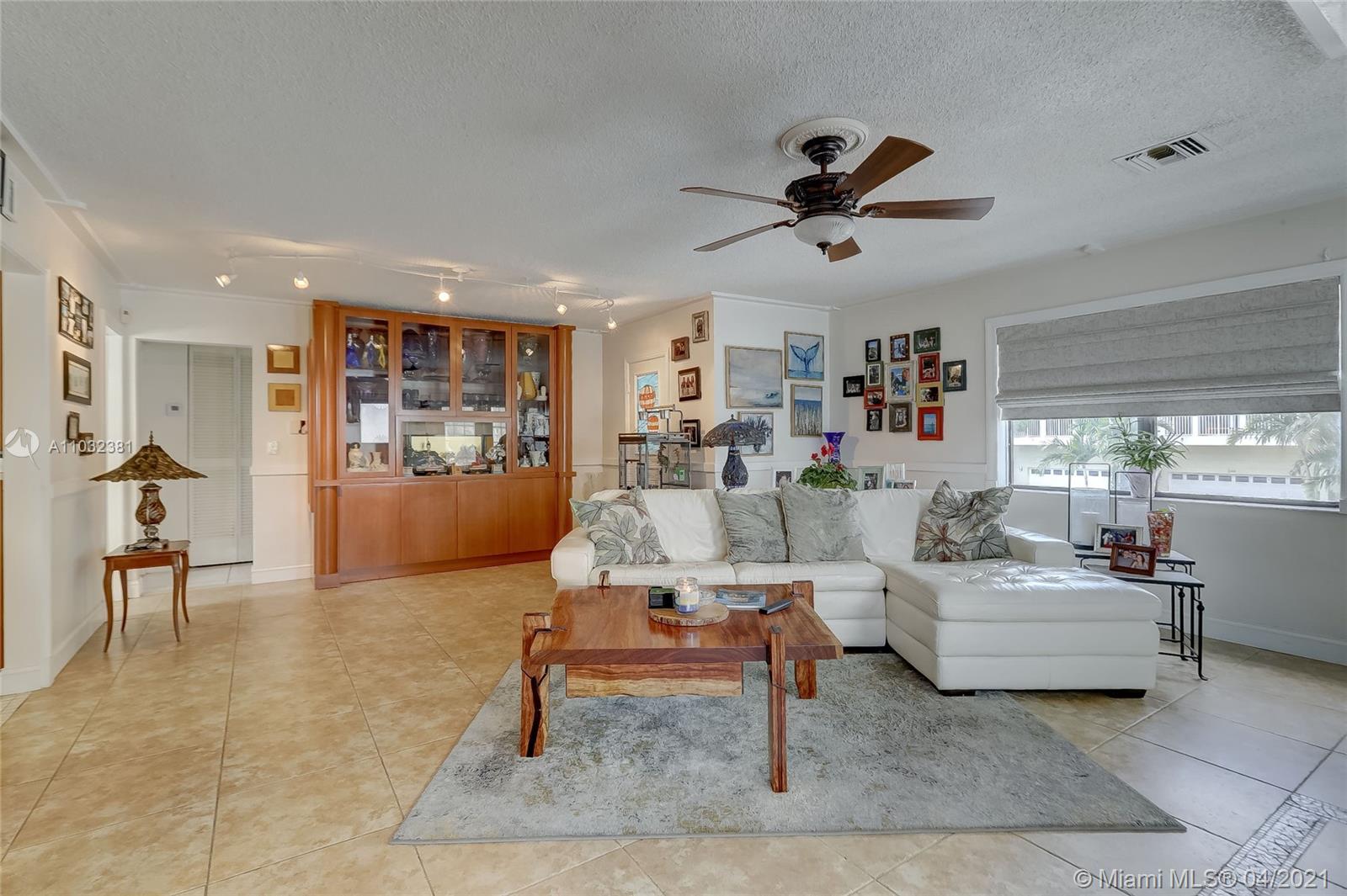 See details / 2641 sq. ft. $ 2021-04-23 0 Photo