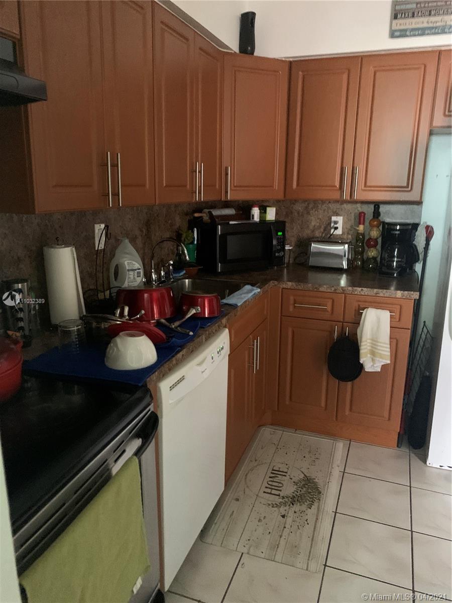 See details / 1800 sq. ft. $ 2021-04-23 0 Photo