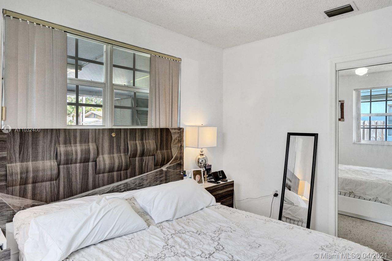 See details / 1050 sq. ft. $ 2021-04-23 0 Photo