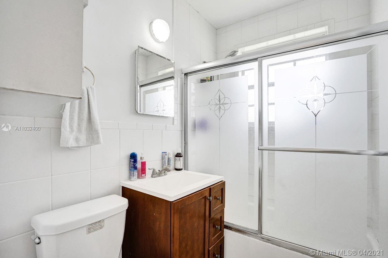 See details / 1050 sq. ft. $ 2021-04-23 0 Photo
