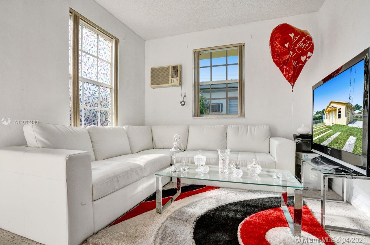 See details / 1050 sq. ft. $ 2021-04-23 0 Photo