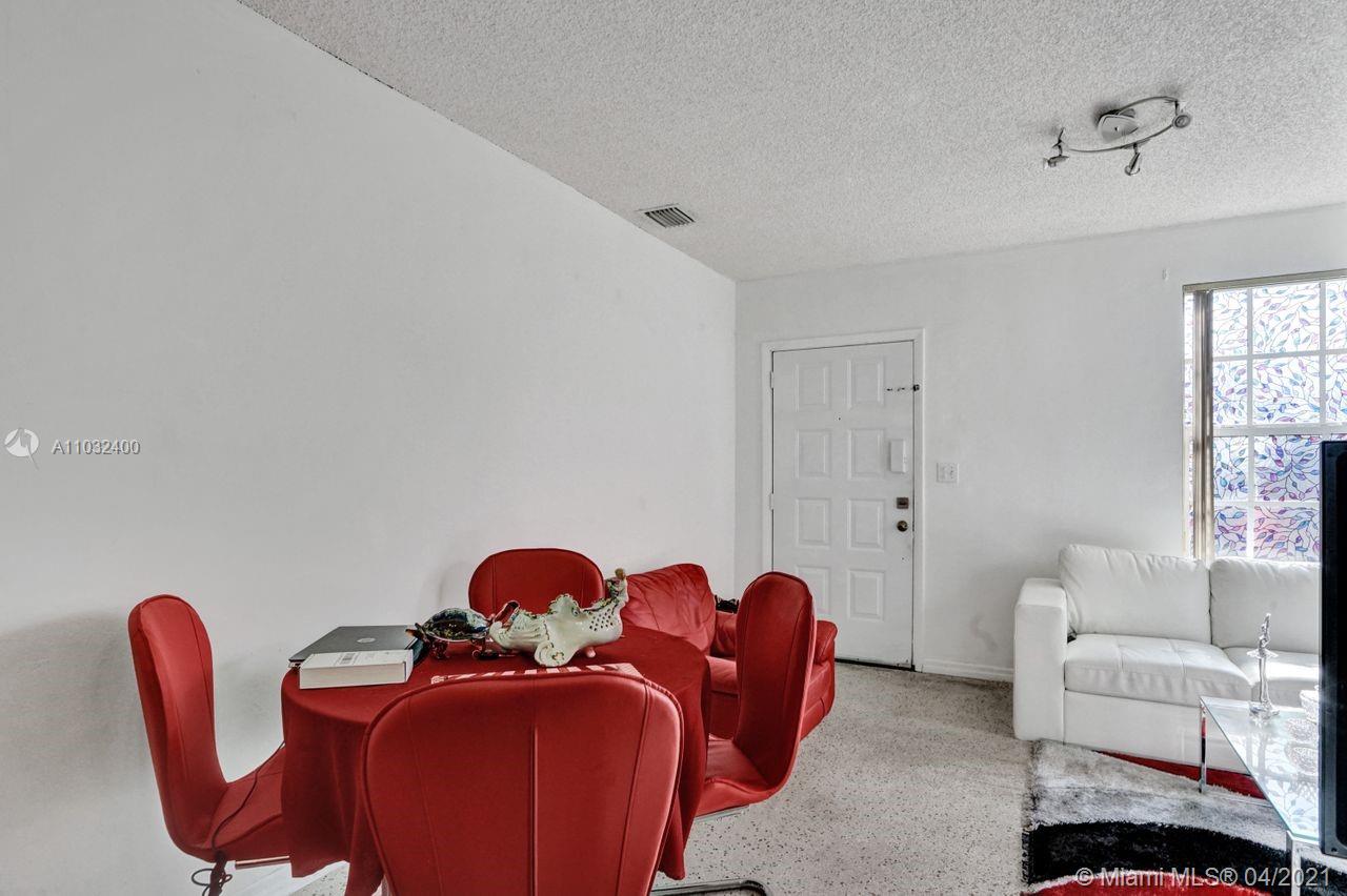See details / 1050 sq. ft. $ 2021-04-23 0 Photo