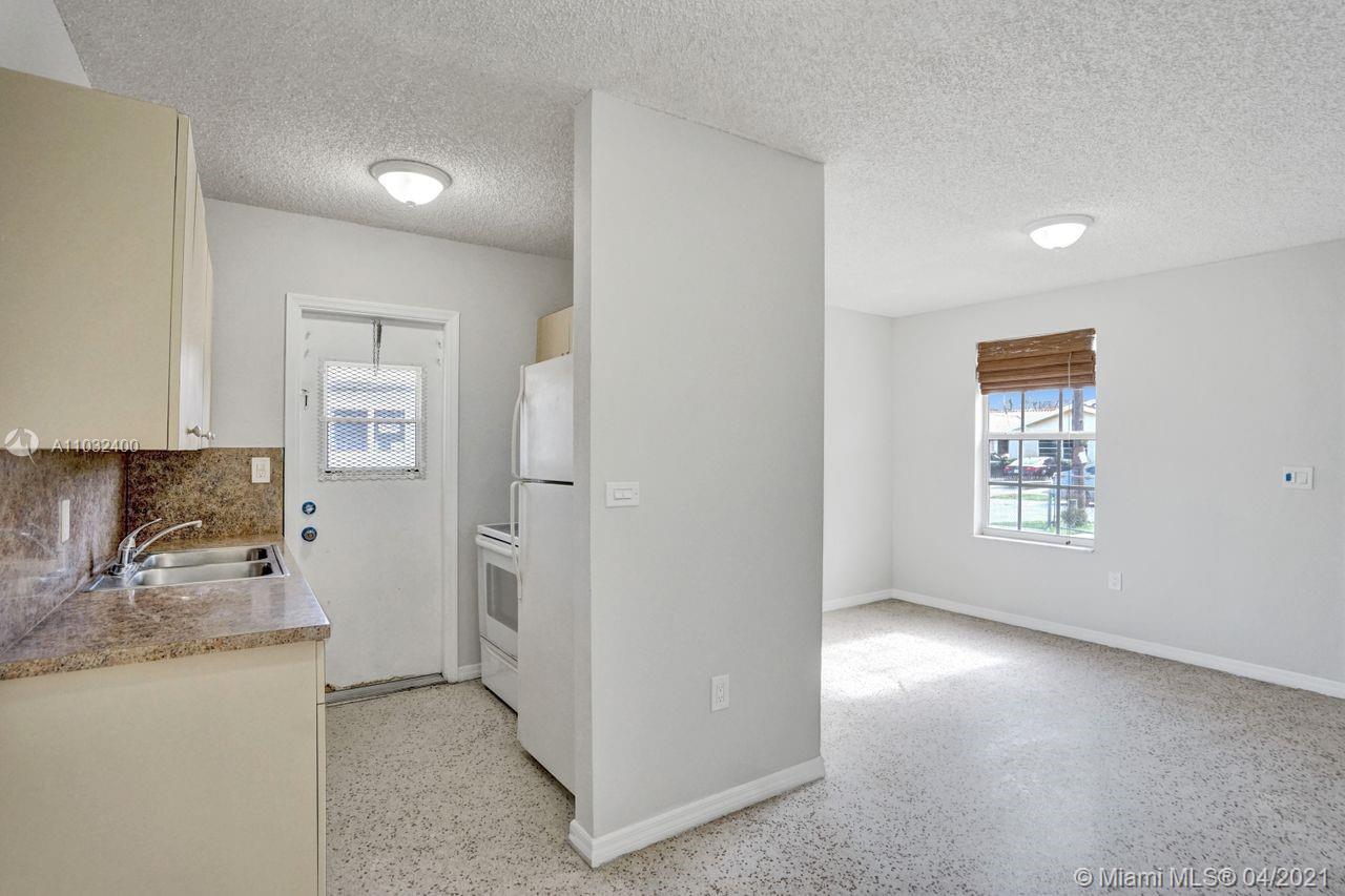 See details / 1050 sq. ft. $ 2021-04-23 0 Photo