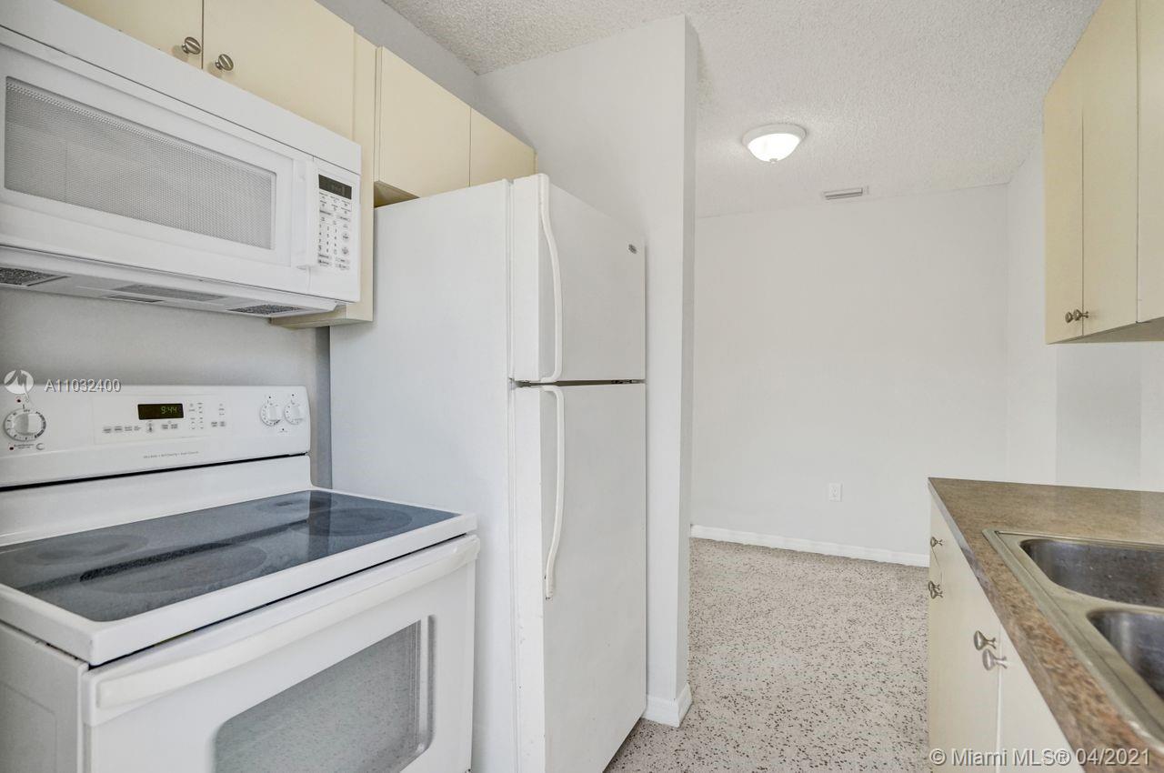 See details / 1050 sq. ft. $ 2021-04-23 0 Photo