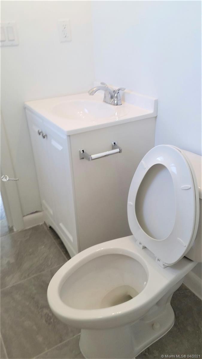See details / sq. ft. $ 2021-04-23 0 Photo