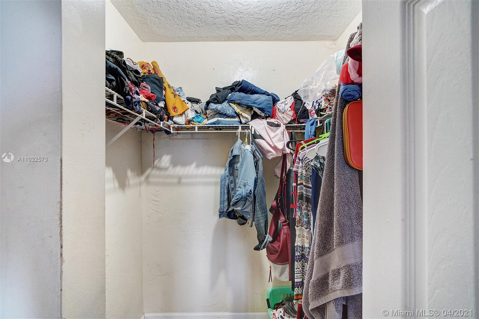 See details / 3456 sq. ft. $ 2021-04-24 0 Photo