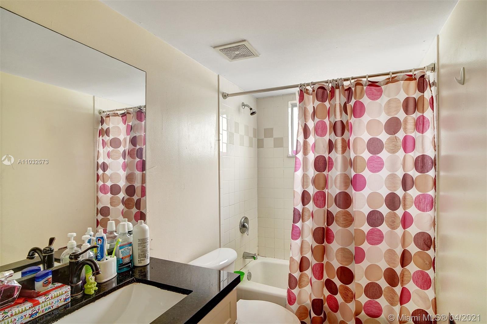 See details / 3456 sq. ft. $ 2021-04-24 0 Photo