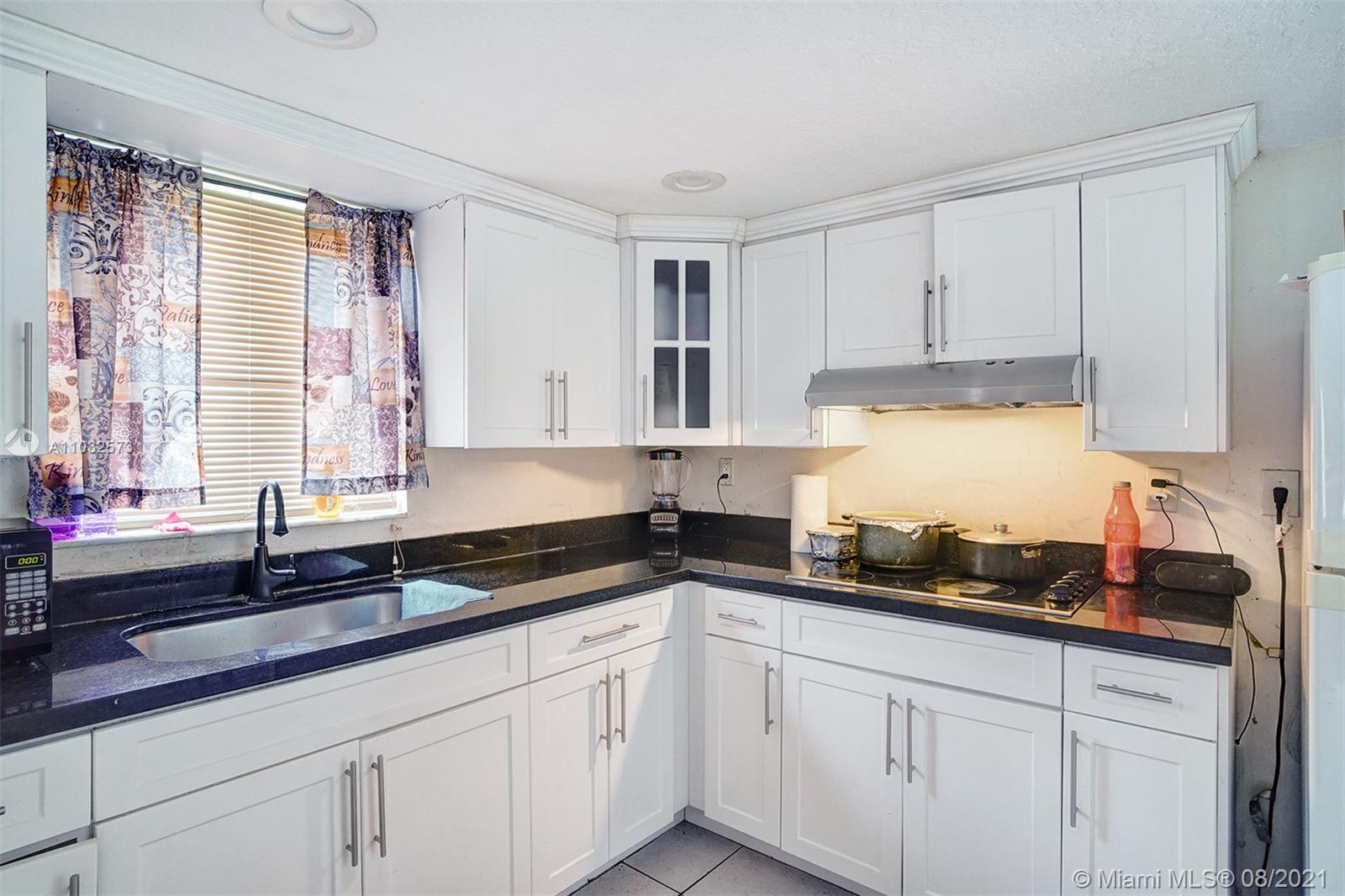 See details / 3456 sq. ft. $ 2021-04-24 0 Photo