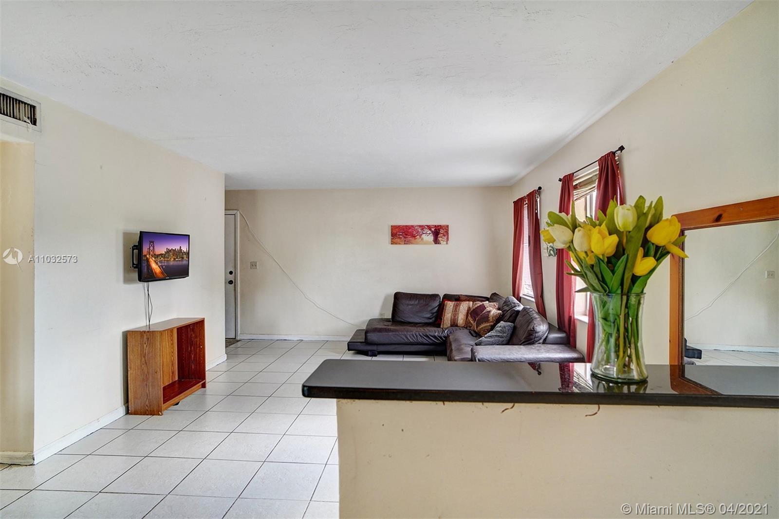 See details / 3456 sq. ft. $ 2021-04-24 0 Photo
