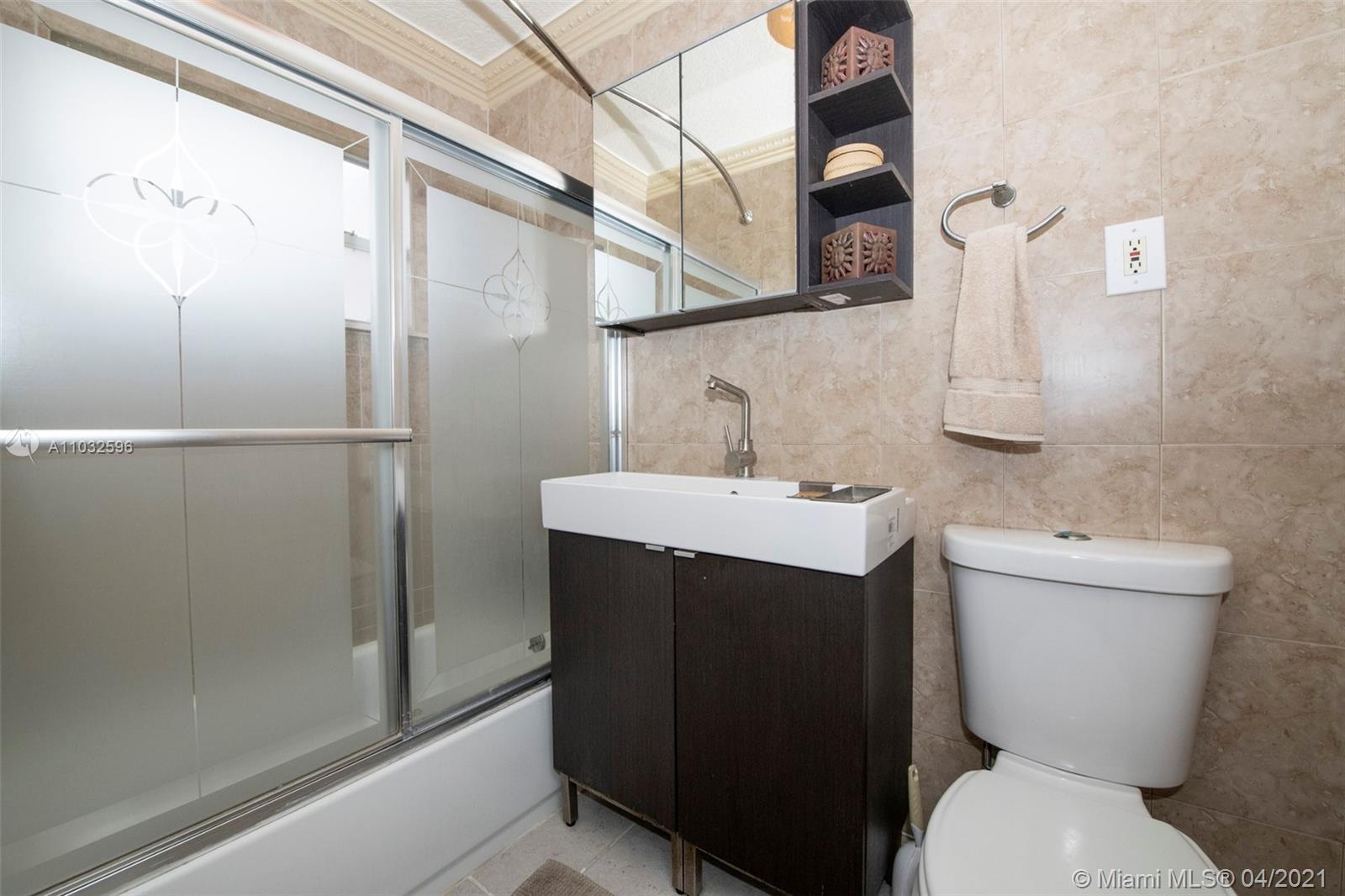 See details / 1184 sq. ft. $ 2021-04-24 0 Photo