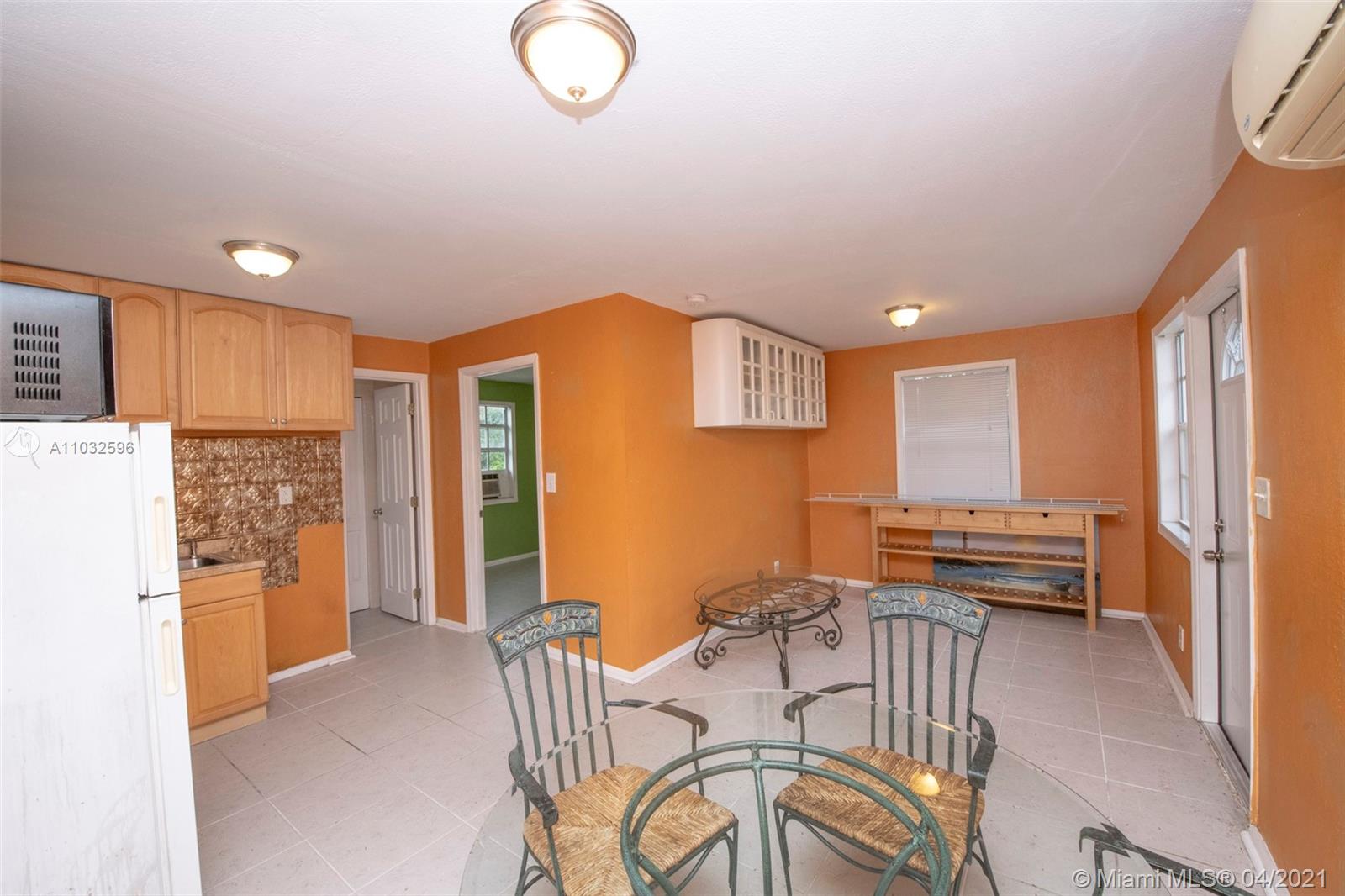 See details / 1184 sq. ft. $ 2021-04-24 0 Photo