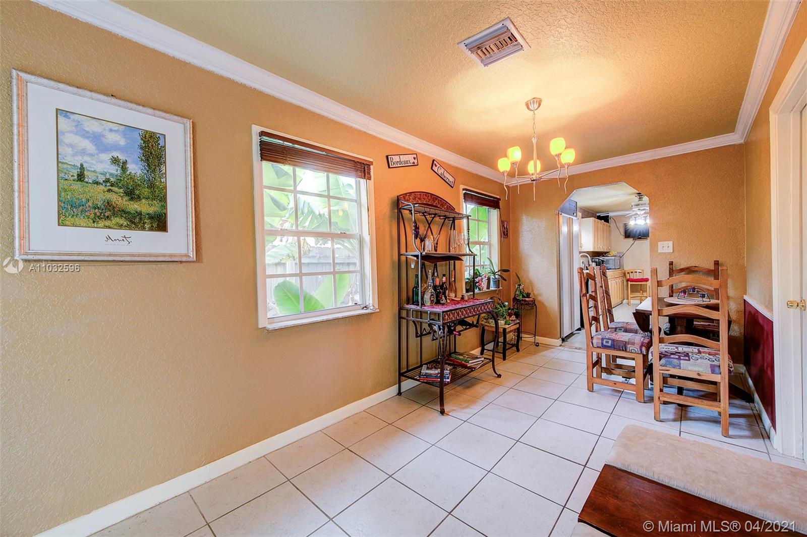 See details / 1184 sq. ft. $ 2021-04-24 0 Photo