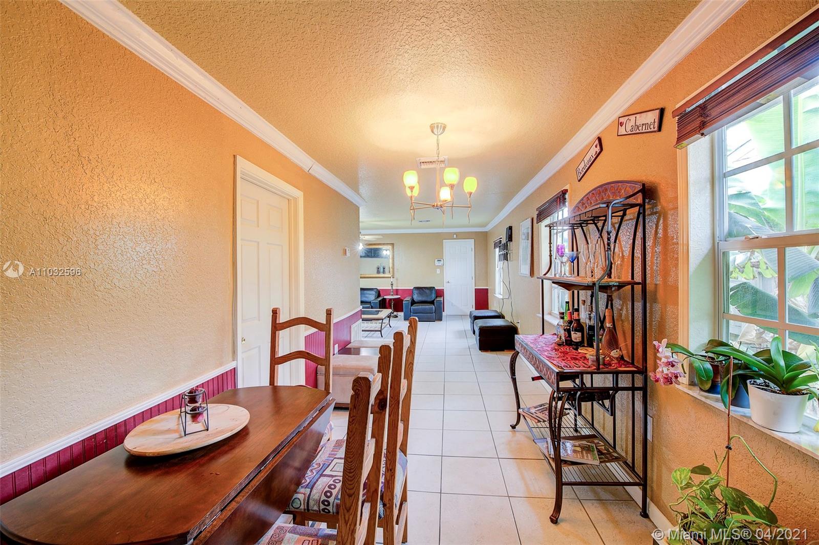 See details / 1184 sq. ft. $ 2021-04-24 0 Photo