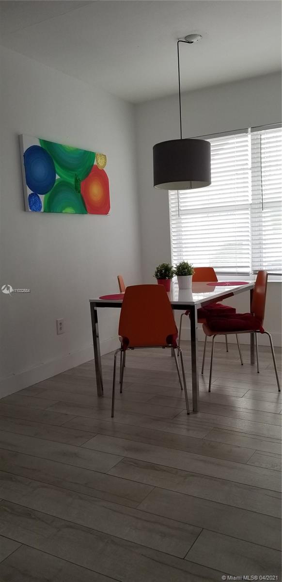 See details / 4148 sq. ft. $ 2021-04-24 0 Photo