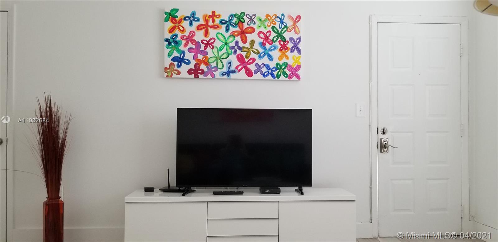 See details / 4148 sq. ft. $ 2021-04-24 0 Photo