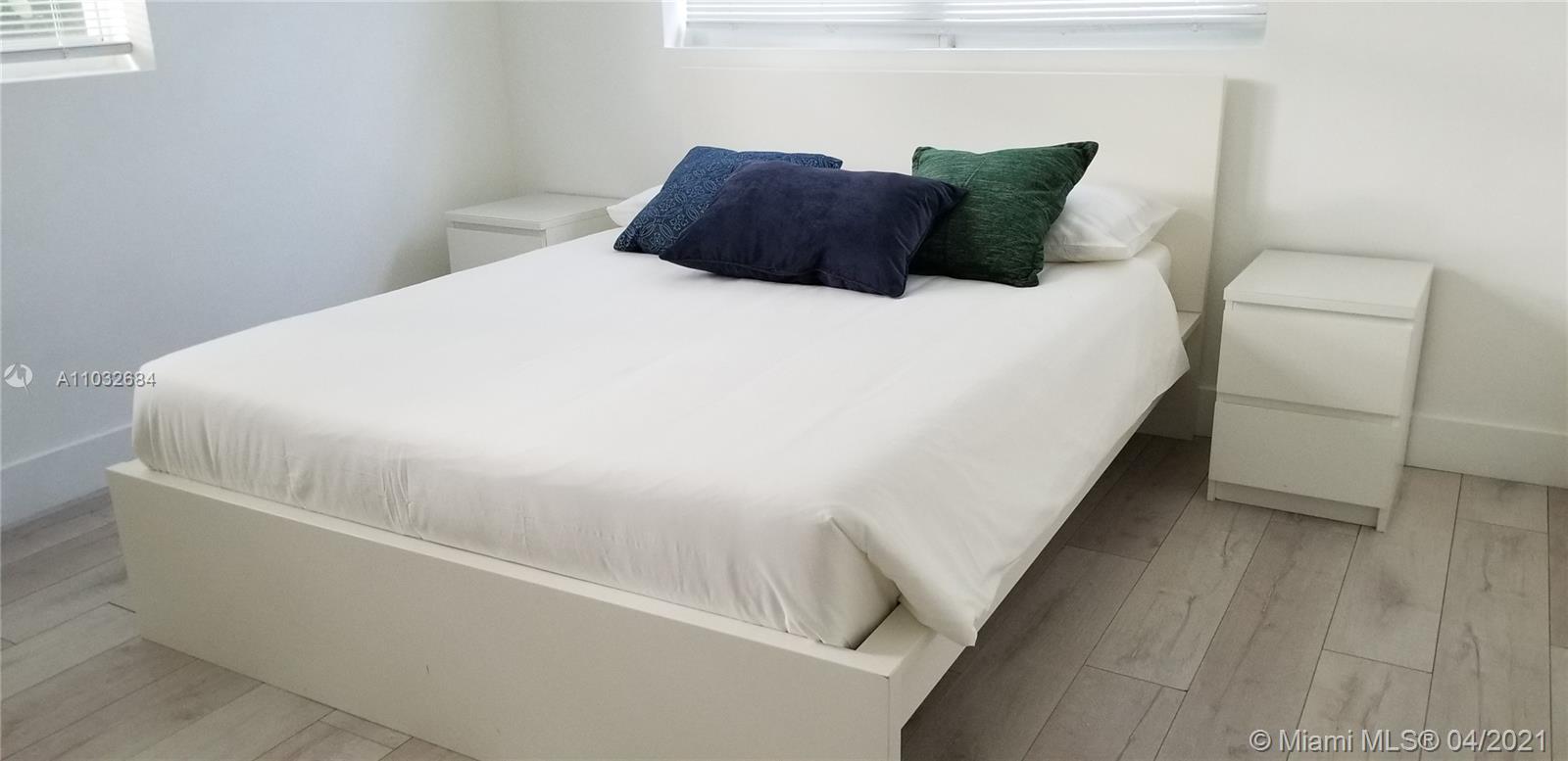 See details / 4148 sq. ft. $ 2021-04-24 0 Photo