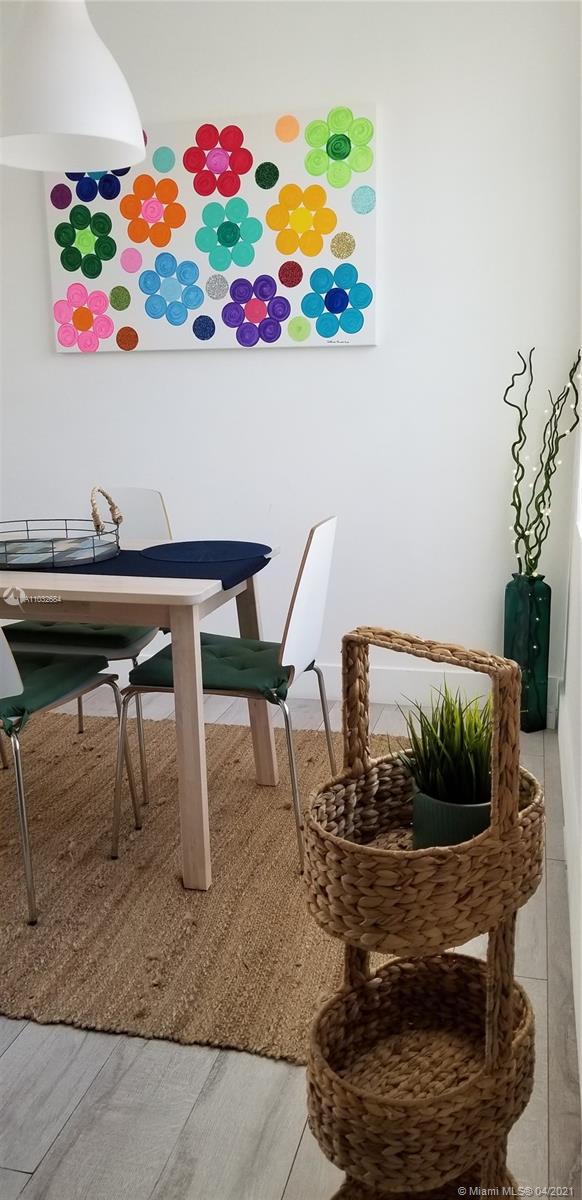 See details / 4148 sq. ft. $ 2021-04-24 0 Photo
