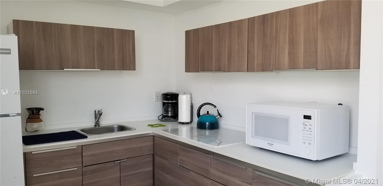 See details / 4148 sq. ft. $ 2021-04-24 0 Photo