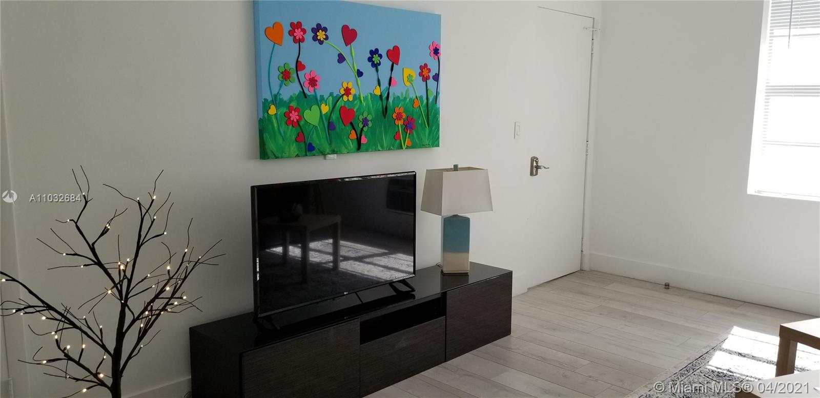 See details / 4148 sq. ft. $ 2021-04-24 0 Photo
