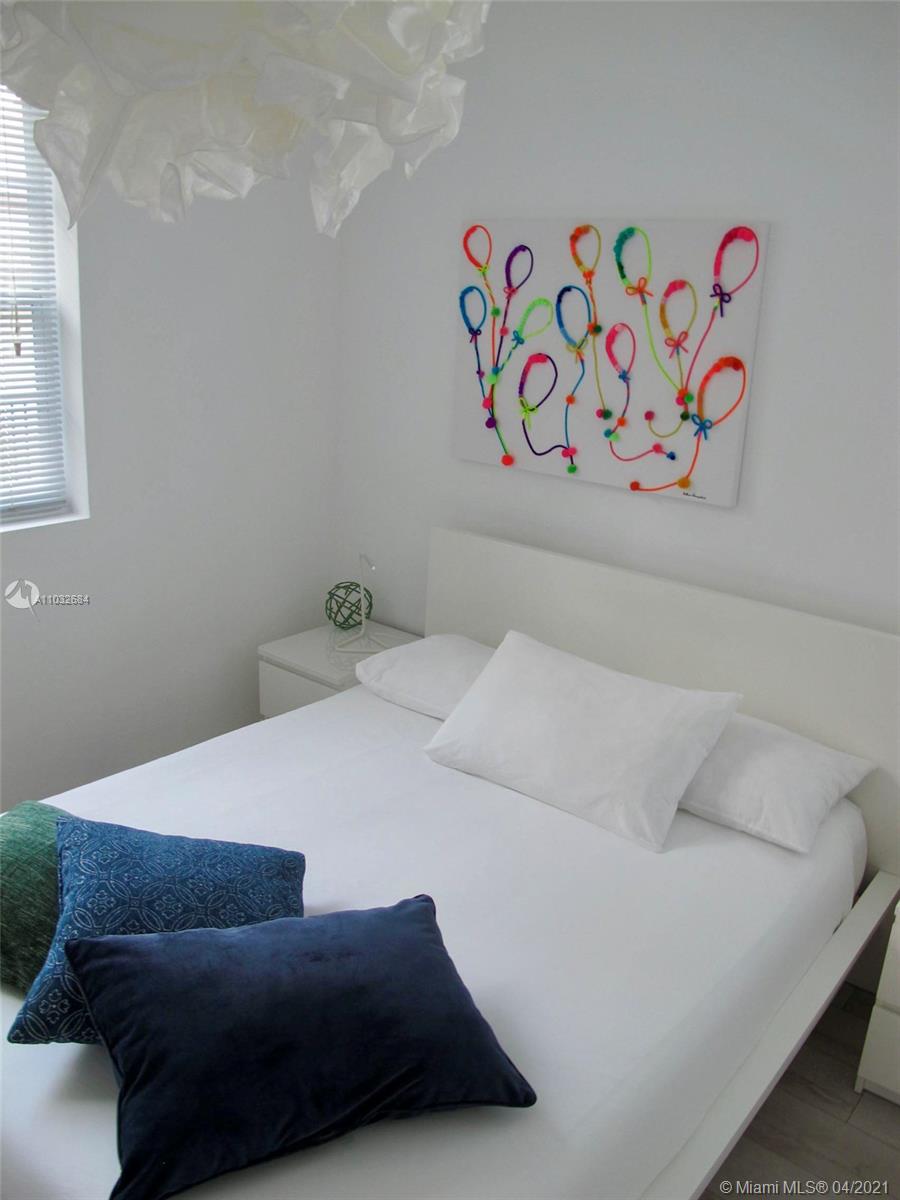 See details / 4148 sq. ft. $ 2021-04-24 0 Photo