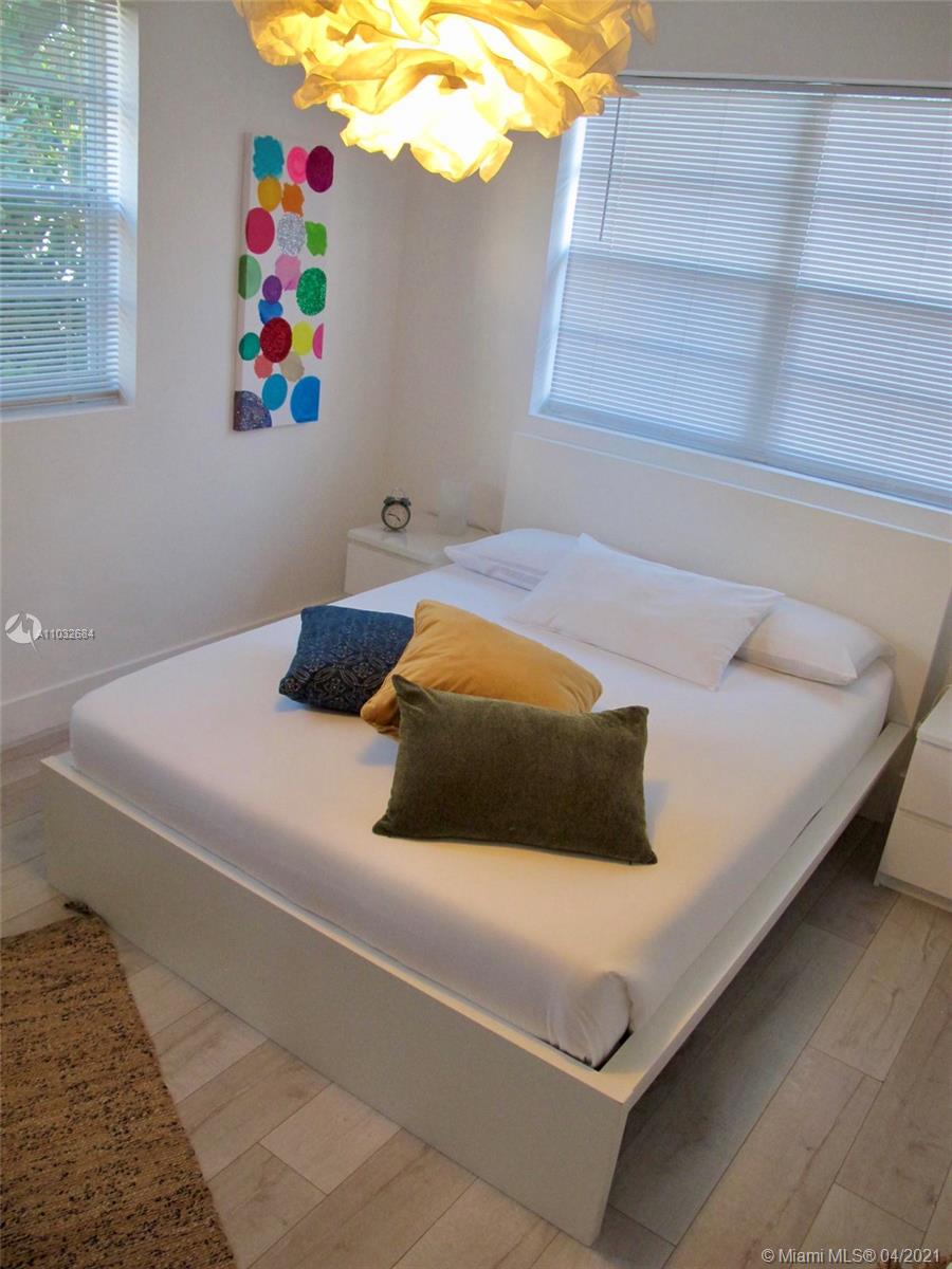 See details / 4148 sq. ft. $ 2021-04-24 0 Photo
