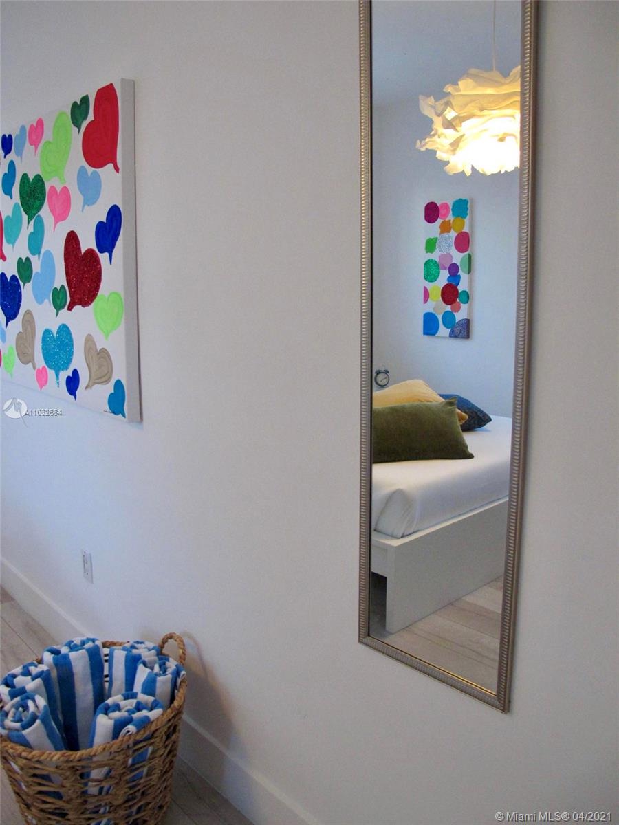 See details / 4148 sq. ft. $ 2021-04-24 0 Photo